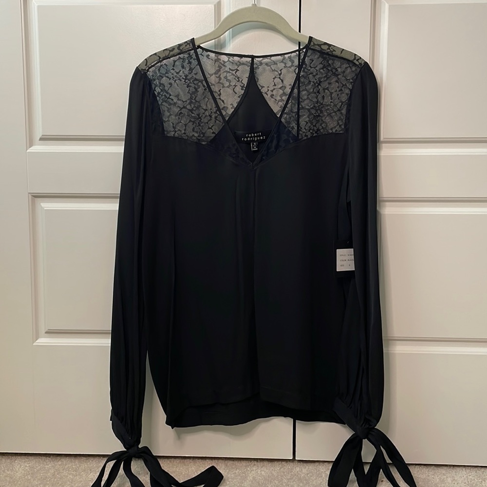 Robert Rodriguez black lace NWT blouse long sleeve